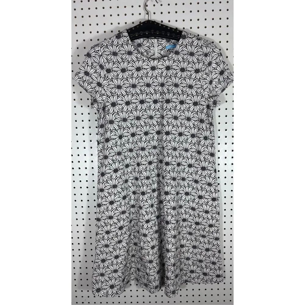 J.McLaughlin daisy print swing dress size M